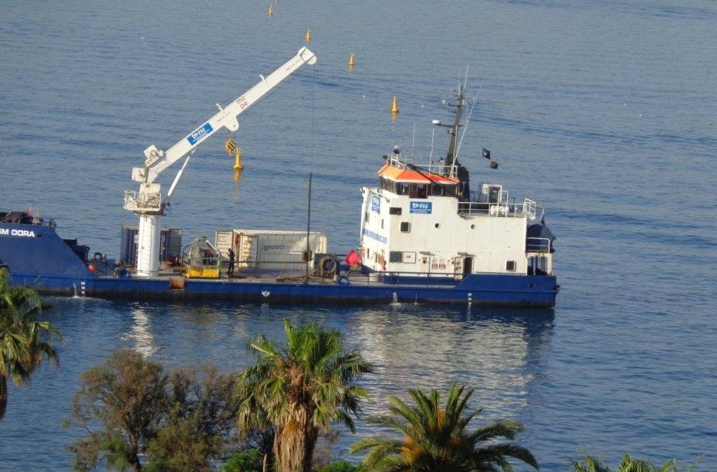 Photos du DORA : un  bateau à l’angle sud de la Promenade Orosco le 27 juin 2019